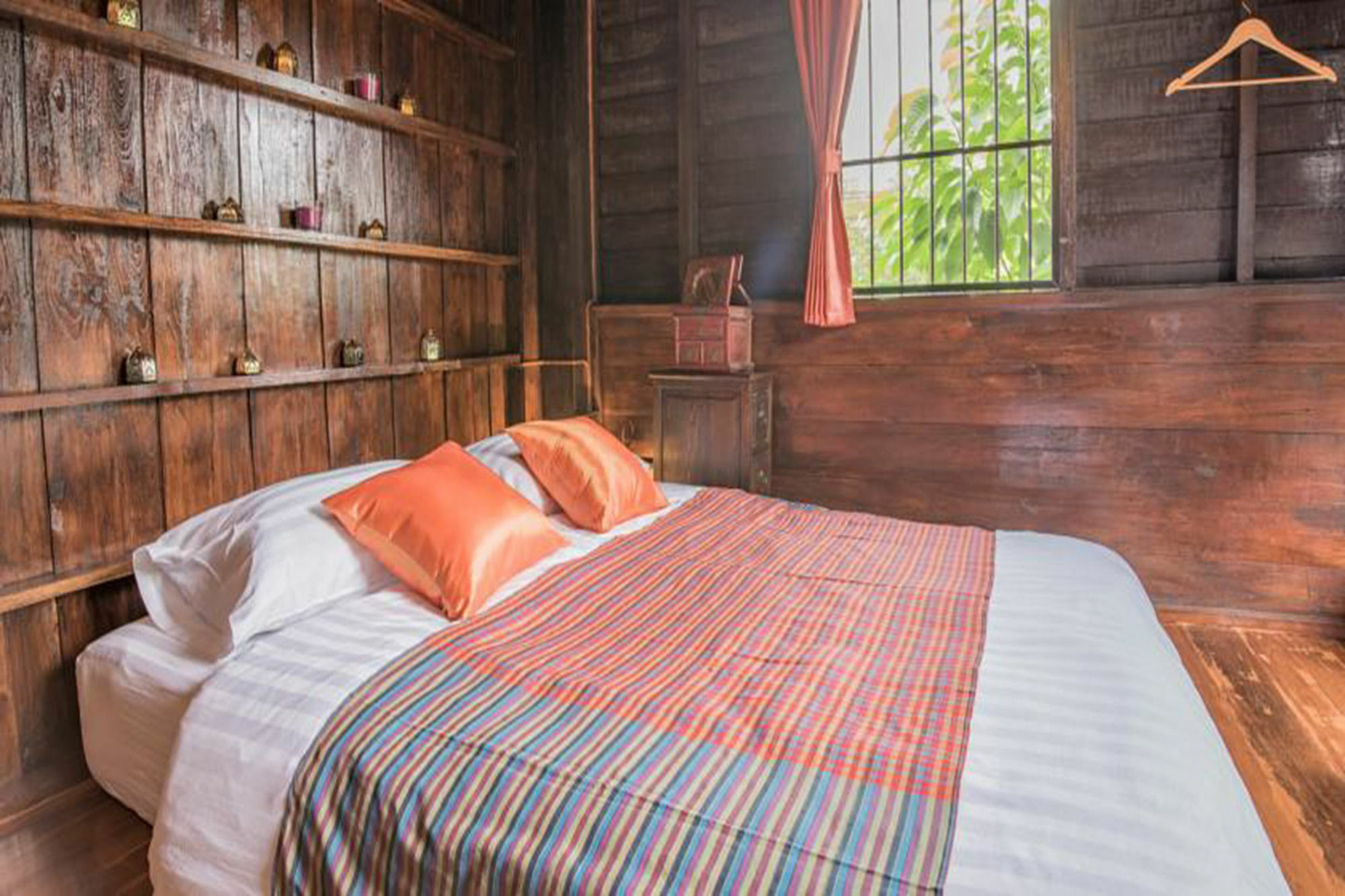 Baan Kum - On Apartment Lampang Bagian luar foto